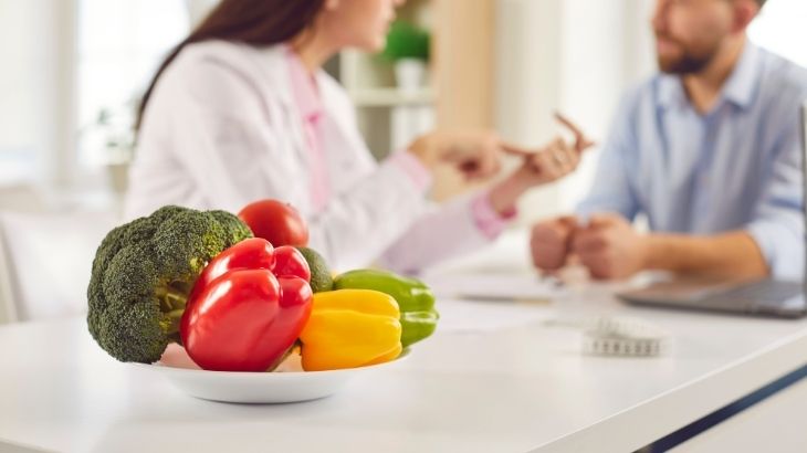 beslenme danışmanı ve danışanı