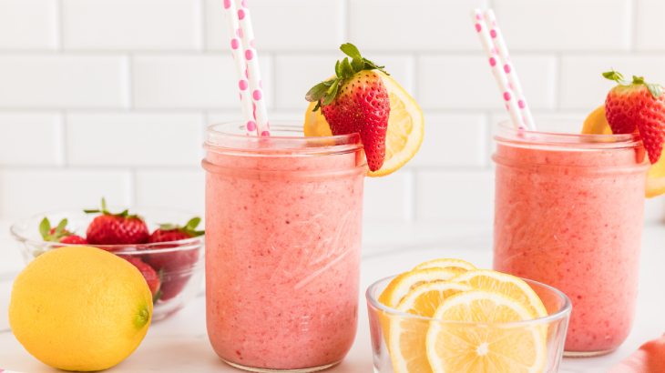 çilekli smoothie tarifi