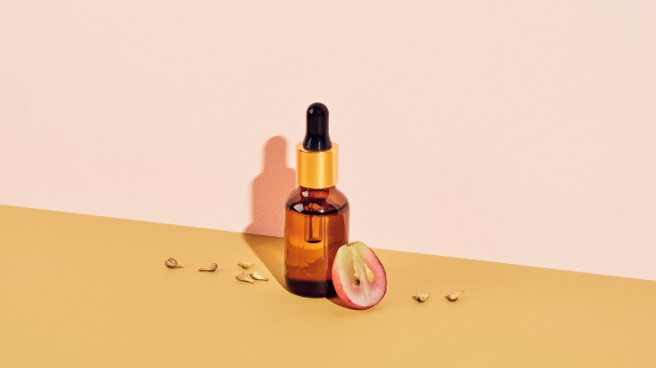 Üzüm çekirdeği ekstresi ile kendinizi daha zinde hissedebilir ve sağlıklı bir yaşam sürebilirsiniz.