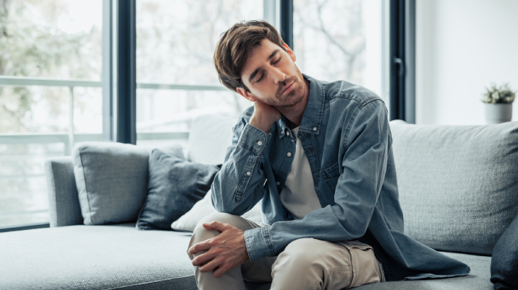 Nevrasteni fiziksel ve zihinsel yorgunluk olarak etki gösterebilir.