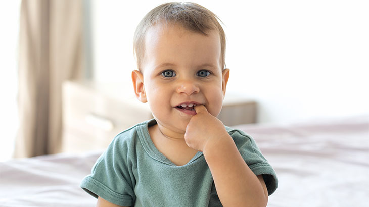 10 Aylık Bebek Neler Yapar?