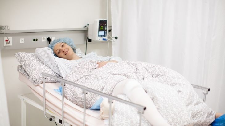 Operasyon sonrası süreçte yaşam kalitesinin artması mümkündür, ancak dikkatli ve bilinçli bir takip süreci gereklidir.