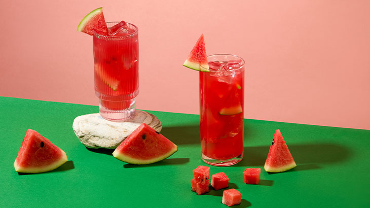 İçerdiği doğal vitaminler sayesinde bağışıklık sistemini desteklerken yüksek su oranıyla vücudun nem dengesine katkı sunar.