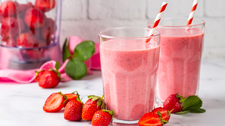çilekli smoothie diyet