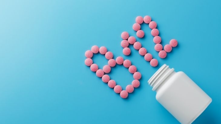 B12 testi hastanın kanından alınan örnekle yapılır.