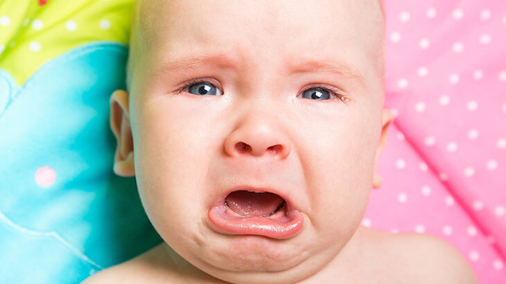 Bebeğiniz ağladığında ne yapmalısınız?