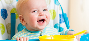 Bebeklerde ek gıdaya geçiş rehberi