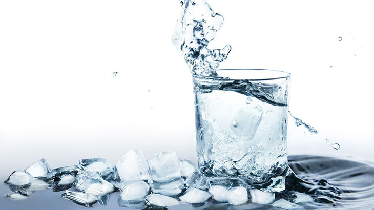 Buzlu suyun kalbiniz için 5 tehlikesi