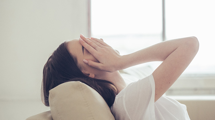 Kadınların baş ağrısı: Menstrüel migren