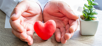 Kalp zarından kalp kapakçığı ameliyatı